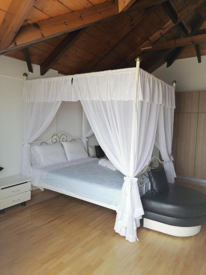 Suite In Front Of The Sea Nea Thesi Εξωτερικό φωτογραφία