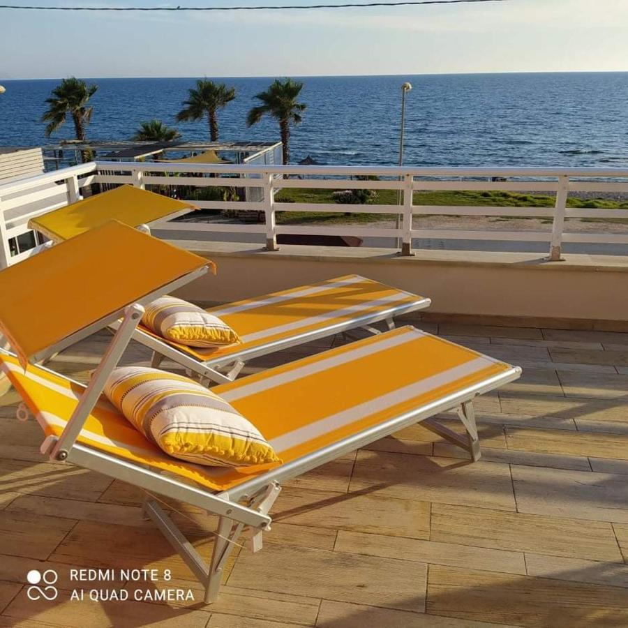 Suite In Front Of The Sea Nea Thesi Εξωτερικό φωτογραφία